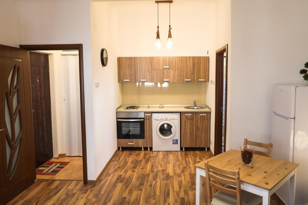 Ultracentral Apartament With Balcony - Old Town 부쿠레슈티 외부 사진